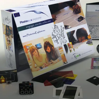 Photonics Explorer